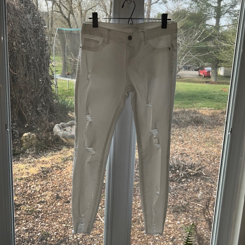Soho New York & Company White Jeans